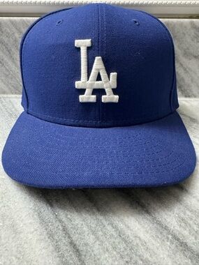 9Fifty men’s Royal Blue LA Logo fitted Hat